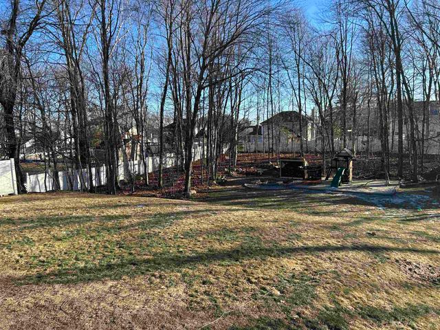 1409 wellington Road, Manchester, NH 03104