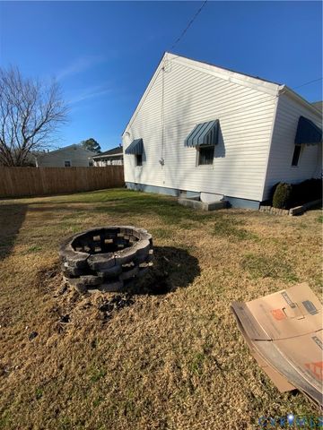 2200 Ferndale Ave, Petersburg, VA 23803