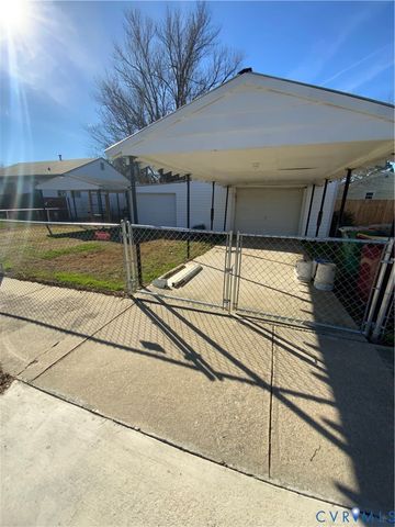 2200 Ferndale Ave, Petersburg, VA 23803