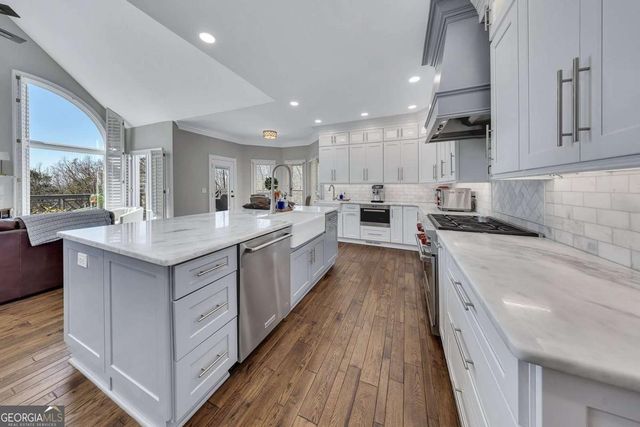 4311 Highborne Drive NE, Marietta, GA 30066