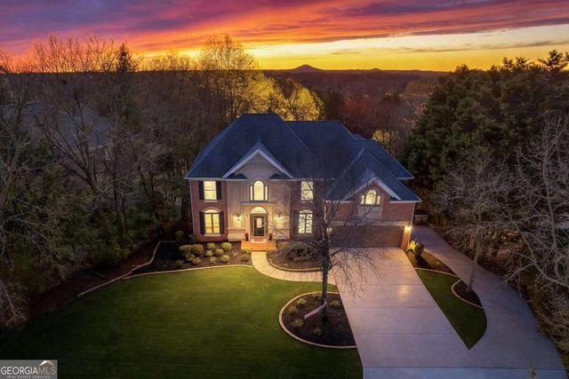 4311 Highborne Drive NE, Marietta, GA 30066