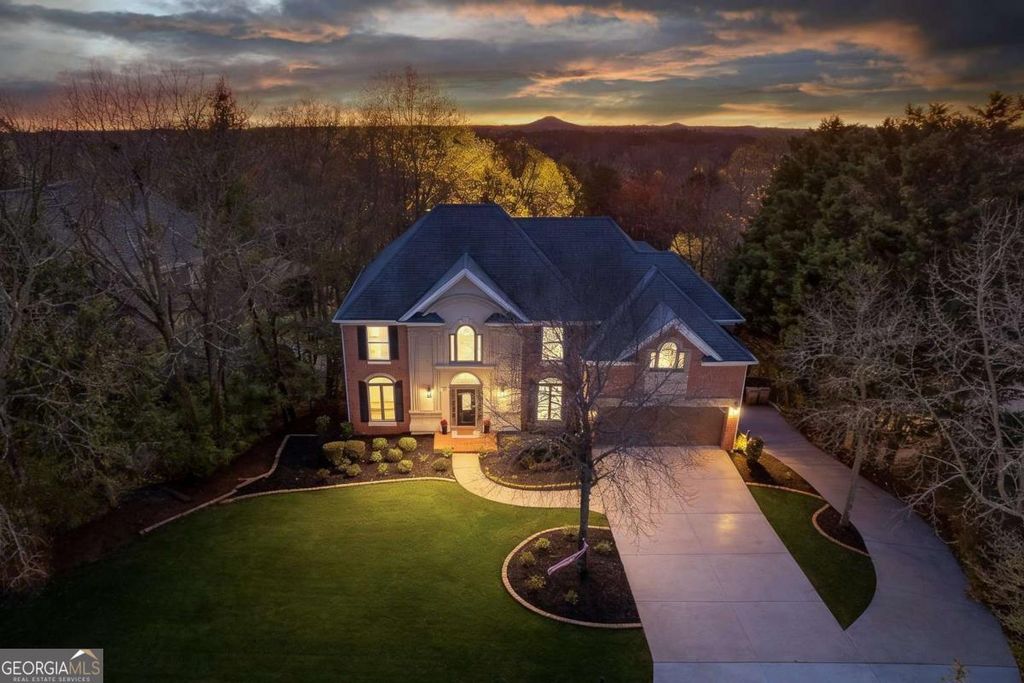 4311 Highborne Drive NE, Marietta, GA 30066