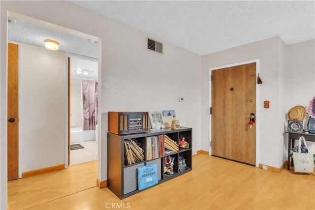 445 Ivy 204, Glendale, CA 91204
