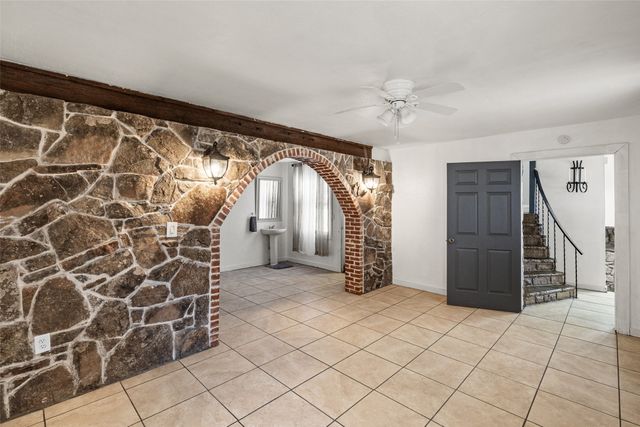 3625 Montego Boulevard, Granbury, TX 76049