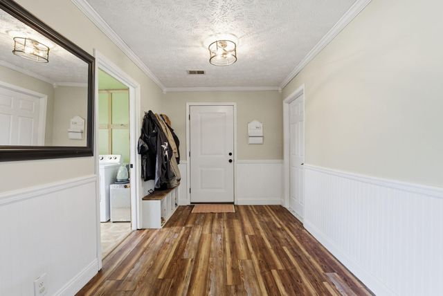 10494 Battlefield Memorial Highway, Berea, KY 40403