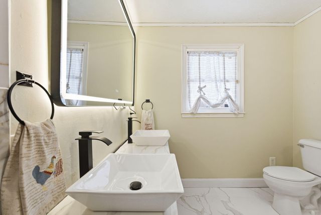 10494 Battlefield Memorial Highway, Berea, KY 40403