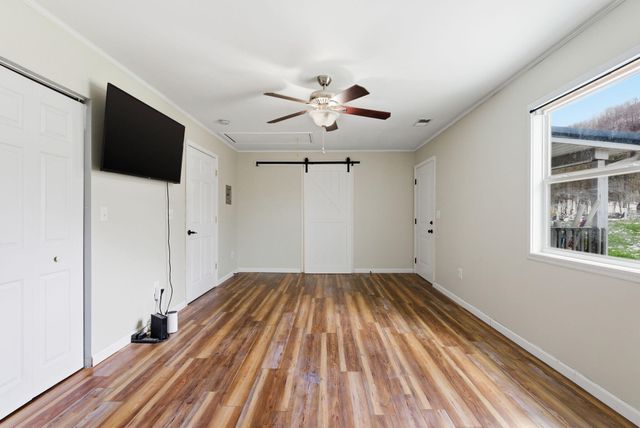 10494 Battlefield Memorial Highway, Berea, KY 40403