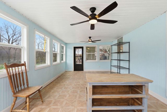 10494 Battlefield Memorial Highway, Berea, KY 40403