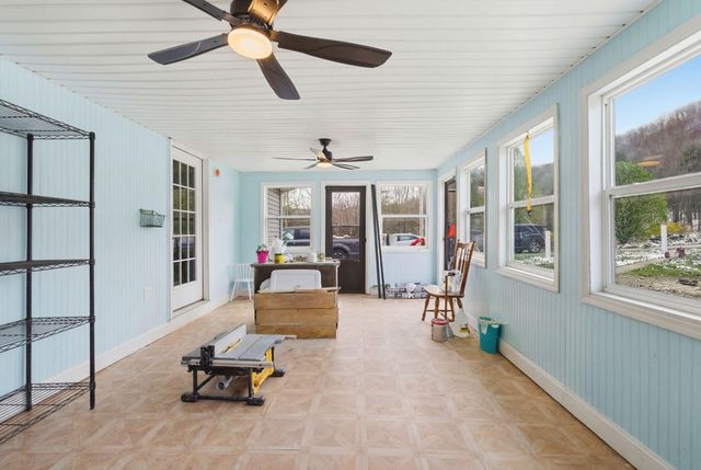 10494 Battlefield Memorial Highway, Berea, KY 40403