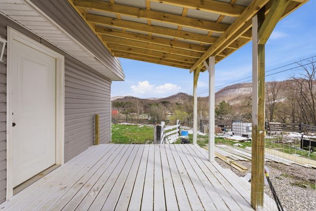 10494 Battlefield Memorial Highway, Berea, KY 40403