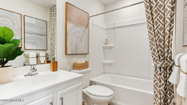 41 Baybreeze Drive, Waretown, NJ 08758