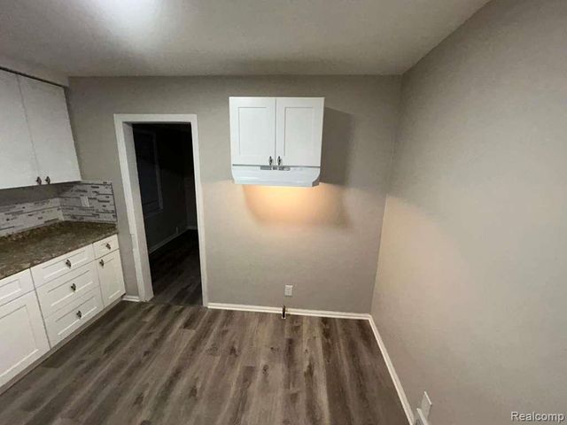 20522 Ardmore Street, Detroit, MI 48235