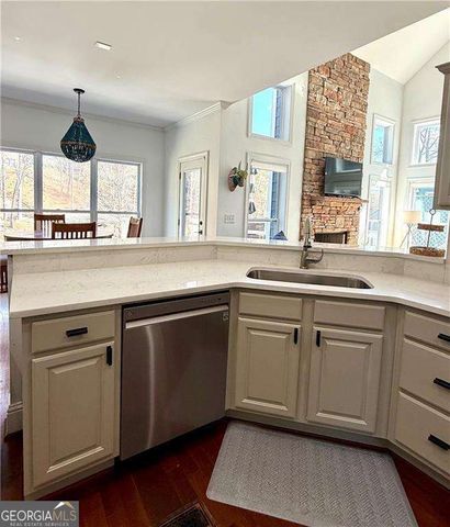 197 White Antelope Street, Waleska, GA 30183