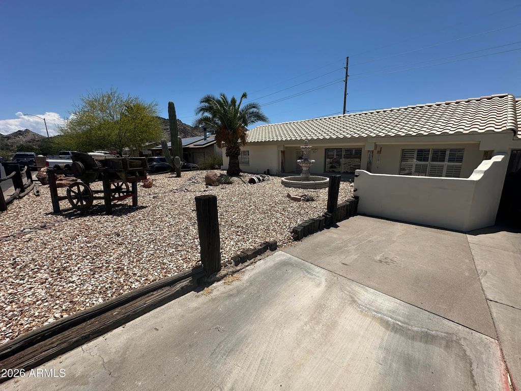 1229 E MERCER Lane, Phoenix, AZ 85020 — exterior