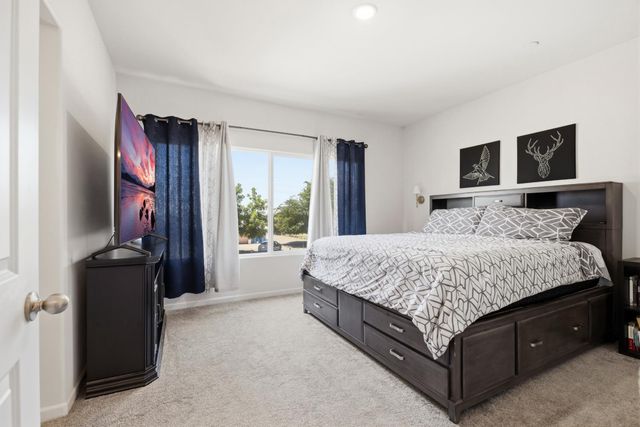 86 Sedona, Merced, CA 95341