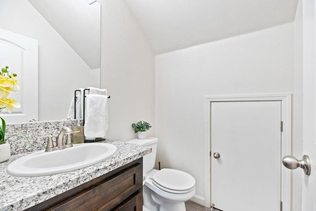 86 Sedona, Merced, CA 95341