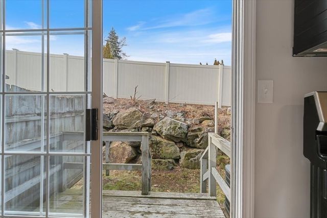 12C Oliver St C, Haverhill, MA 01832