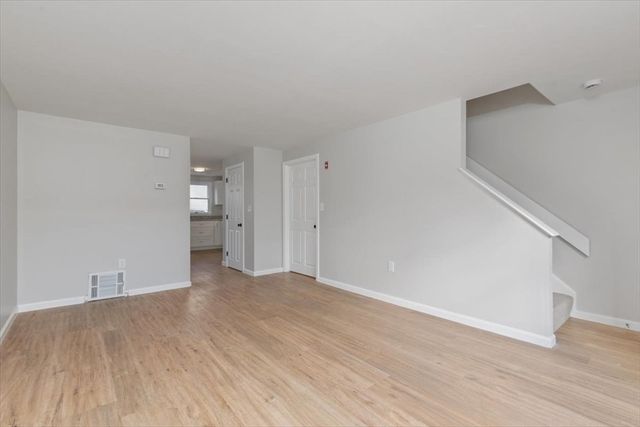 12C Oliver St C, Haverhill, MA 01832