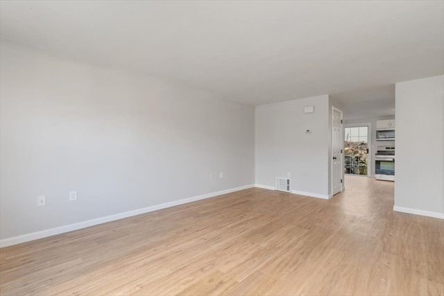 12C Oliver St C, Haverhill, MA 01832