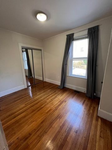 60 Birch St 1, Boston, MA 02131