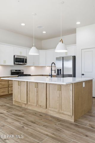 701 Paseo Modesto Drive, Horizon City, TX 79928