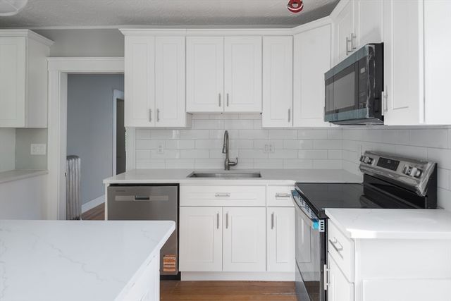 112 Brush Hill Rd, Milton, MA 02186