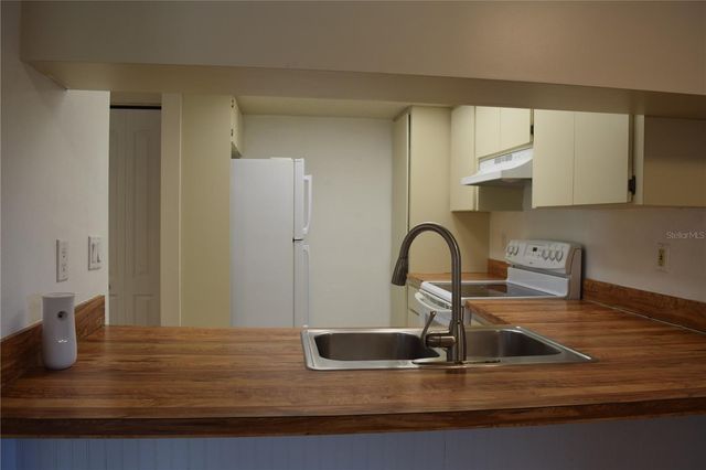 9000 GRIGGS ROAD G, Englewood, FL 34224