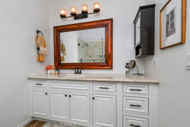 14529 Weddington 103, Sherman Oaks, CA 91411