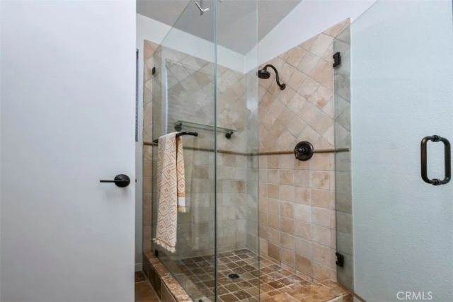 14529 Weddington 103, Sherman Oaks, CA 91411