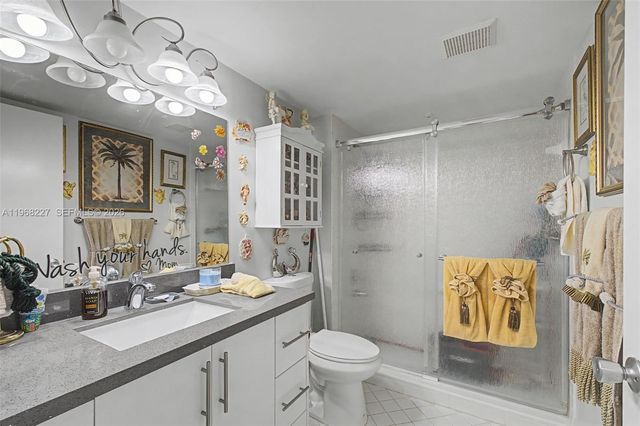 1200 SW 137th Ave 301E, Pembroke Pines, FL 33027