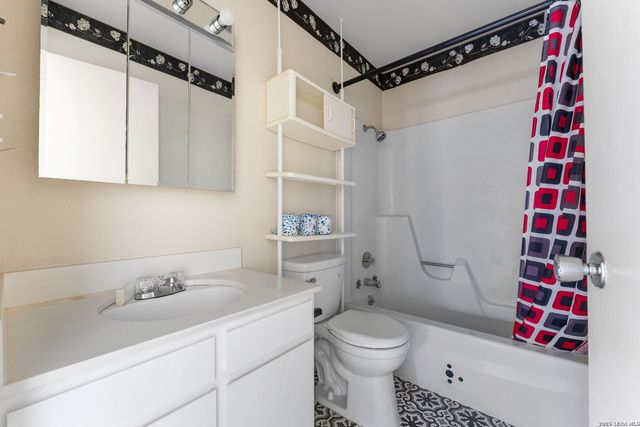 4874 Castle Rose, San Antonio, TX 78218