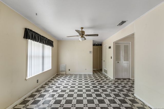 4874 Castle Rose, San Antonio, TX 78218