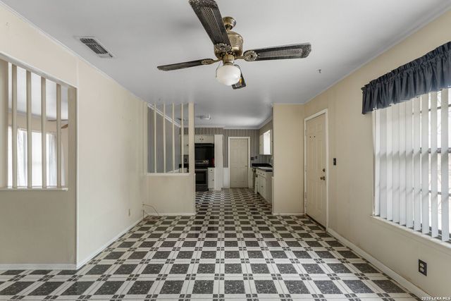 4874 Castle Rose, San Antonio, TX 78218