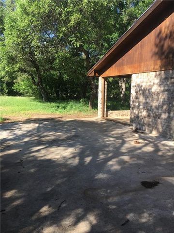 650 County Road 252, Georgetown, TX 78633