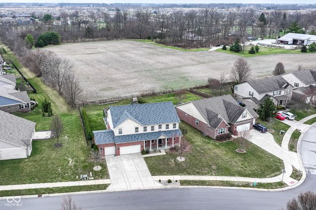 5689 W Port Drive, Mccordsville, IN 46055