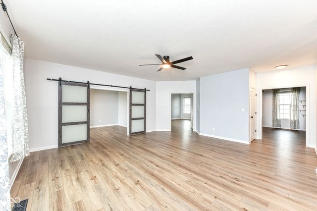 5689 W Port Drive, Mccordsville, IN 46055