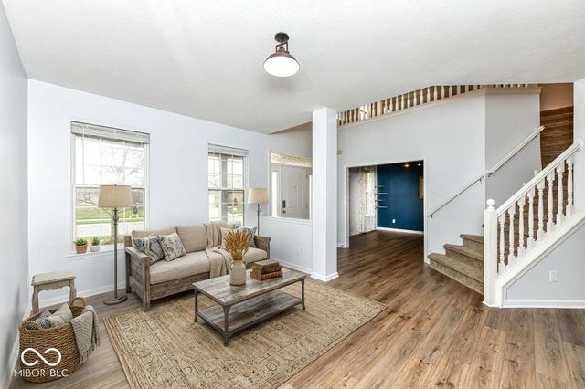 5689 W Port Drive, Mccordsville, IN 46055