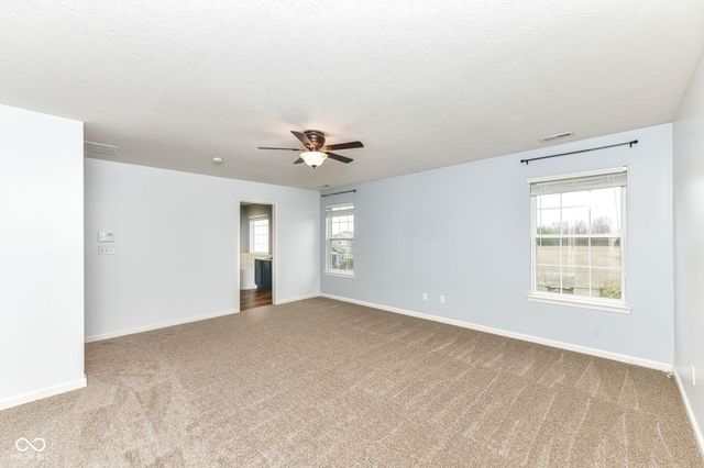 5689 W Port Drive, Mccordsville, IN 46055