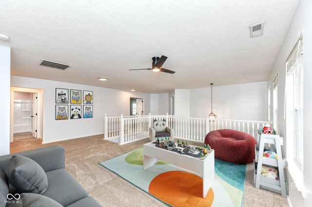 5689 W Port Drive, Mccordsville, IN 46055