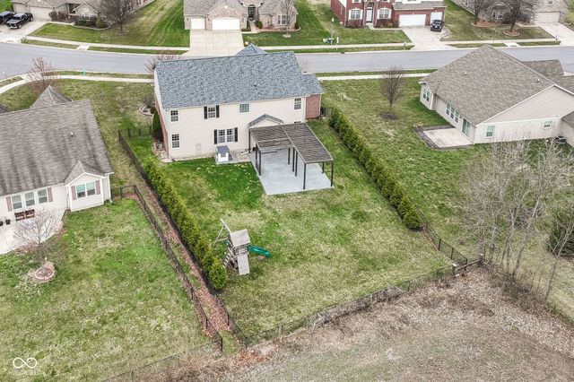 5689 W Port Drive, Mccordsville, IN 46055