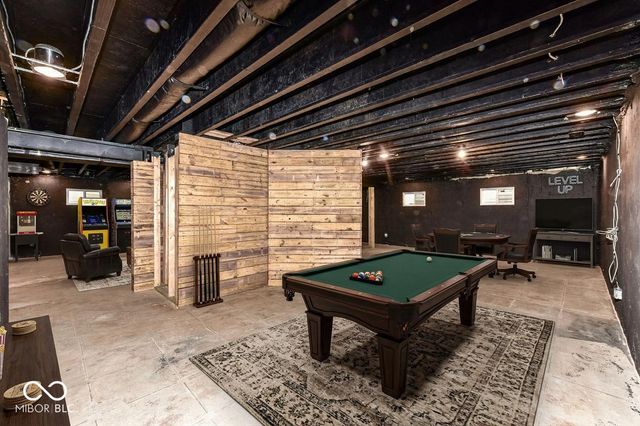 5689 W Port Drive, Mccordsville, IN 46055