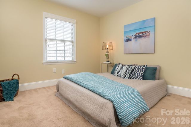 4911 Park Road D, Charlotte, NC 28209