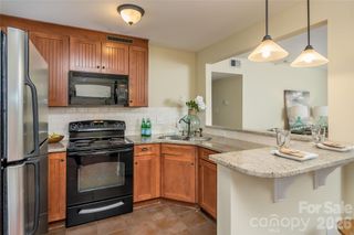 4911 Park Road D, Charlotte, NC 28209