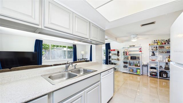5325 DEVRIES DRIVE, New Port Richey, FL 34652