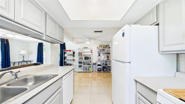 5325 DEVRIES DRIVE, New Port Richey, FL 34652