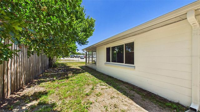 5325 DEVRIES DRIVE, New Port Richey, FL 34652