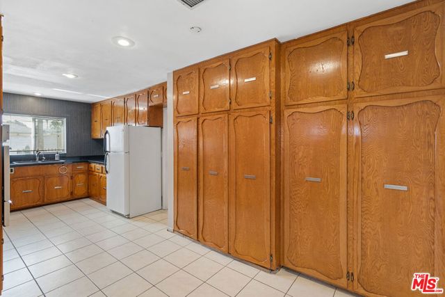 4373 Mcconnell Boulevard, Los Angeles, CA 90066