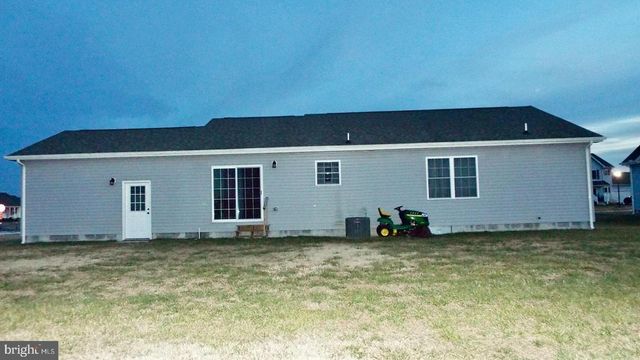 717 BETHAYRES ST, Harrington, DE 19952