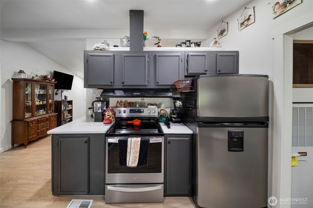 6652 5th Way SE, Lacey, WA 98503