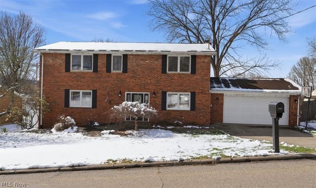 100 Rauch Drive, Marietta, OH 45750